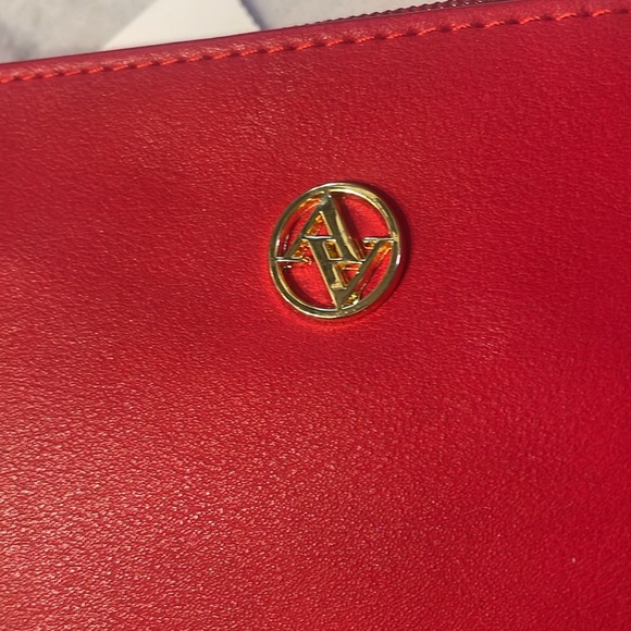 Adrienne Vittadini NWT Charging Wallet Red with gold logo & zipper black lining - Picture 7 of 9